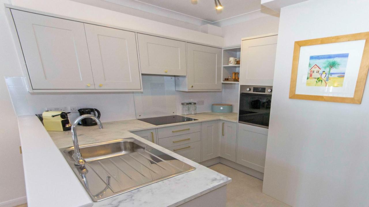 Clifton Court Apt 16 With Indoor Heated Pool & Sea Views Croyde Buitenkant foto