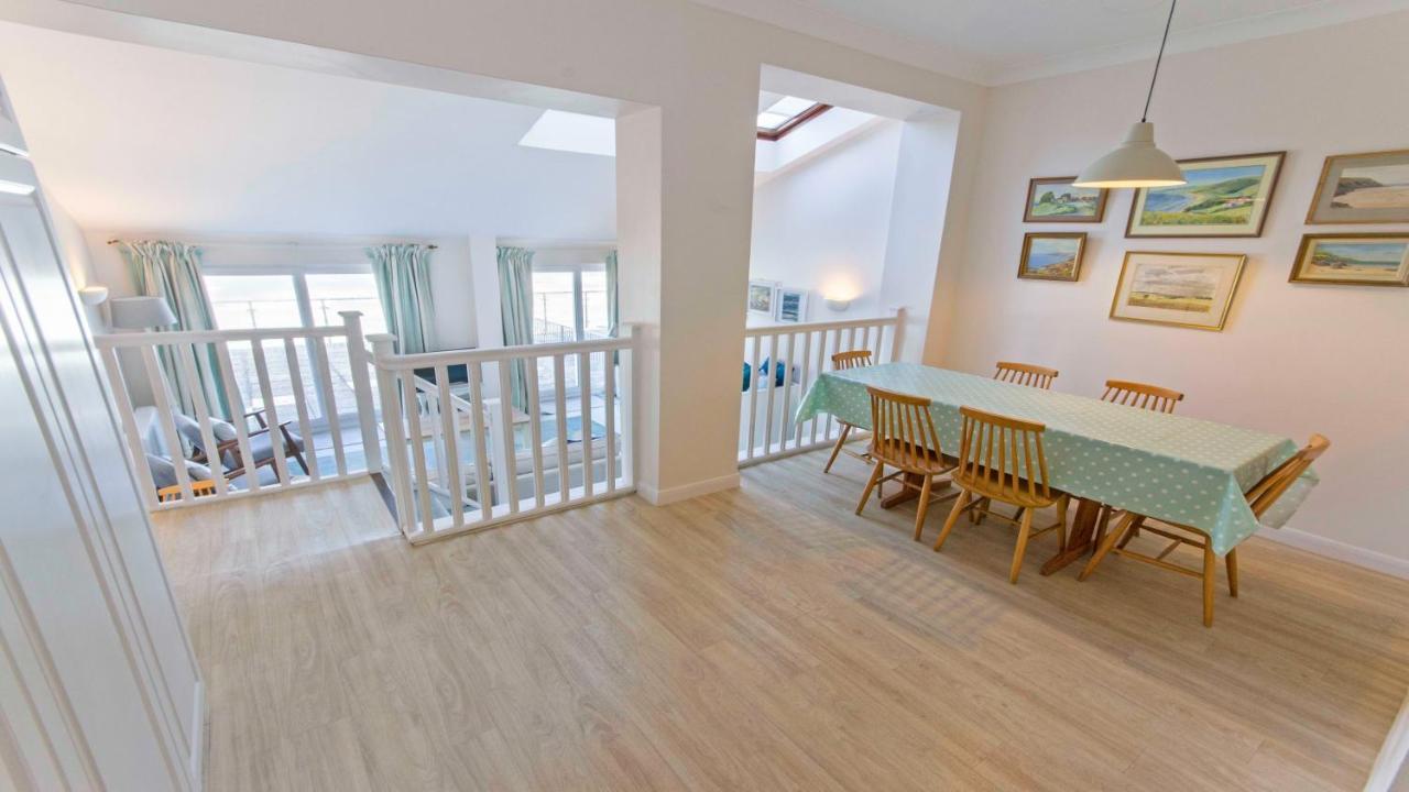 Clifton Court Apt 16 With Indoor Heated Pool & Sea Views Croyde Buitenkant foto