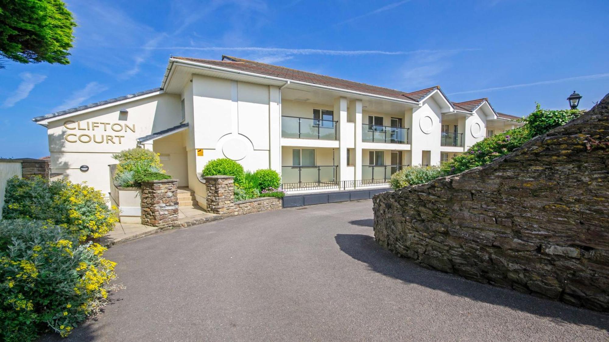 Clifton Court Apt 16 With Indoor Heated Pool & Sea Views Croyde Buitenkant foto